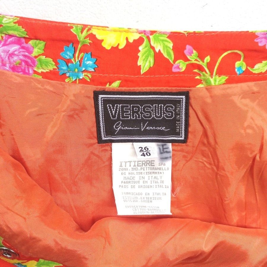 Versace × Versus Versace versus gianni versace floral mini skirt made in italy Size 27" / US 4 / IT 40 - 3 Thumbnail