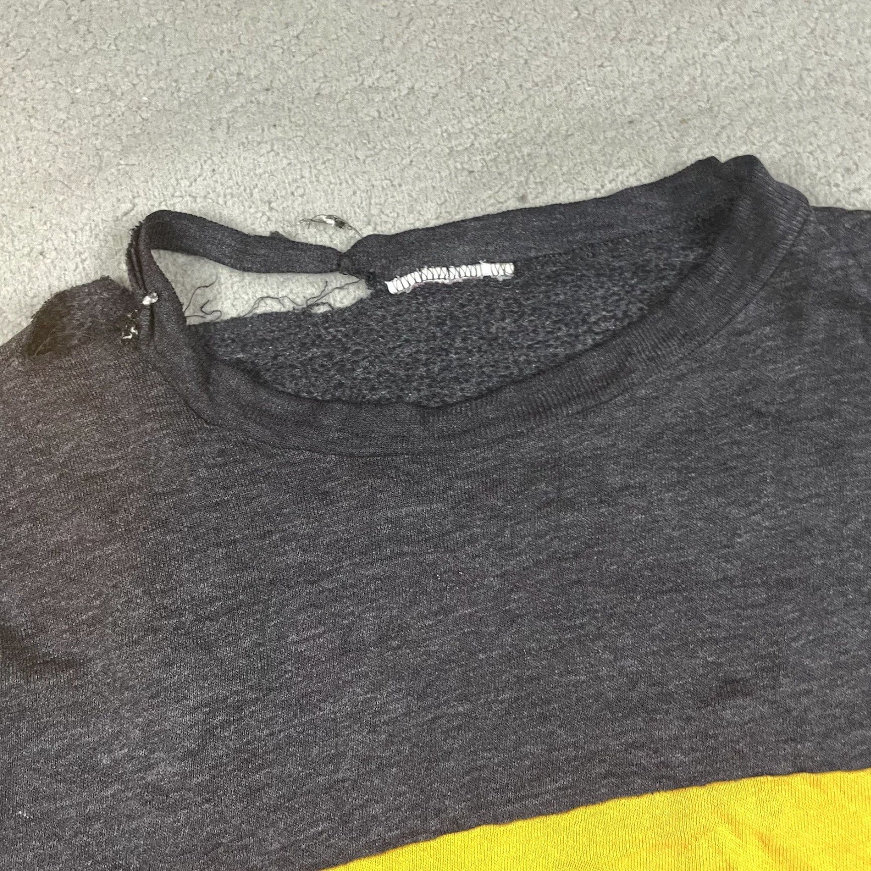 Thrasher VINTAGE Iowa Sweatshirt Shirt S Gray 90s Pullover Mens Distressed Graphic Print Lightweight Size US S / EU 44-46 / 1 - 4 Thumbnail