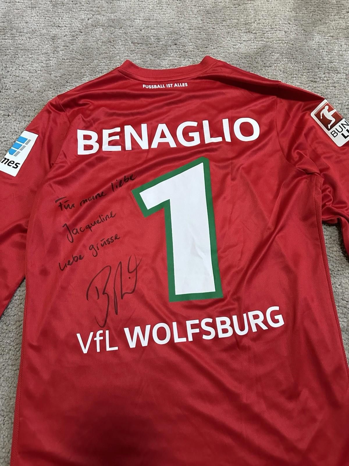 Nike WOLFSBURG GOALKEEPER FOOTBALL SHIRT 2010-2011 JERSEY SIGNED Size US M / EU 48-50 / 2 - 10 Thumbnail