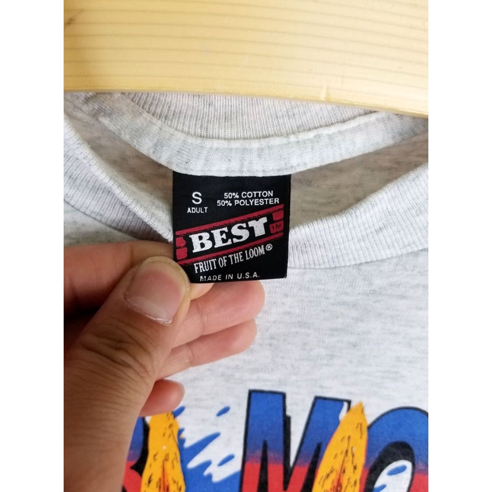 Vintage VINTAGE Unbranded 90's JET TRUCK SIGNED BOB MOTZ Gray T-SHIRT SZ SMALL Size US S / EU 44-46 / 1 - 3 Thumbnail