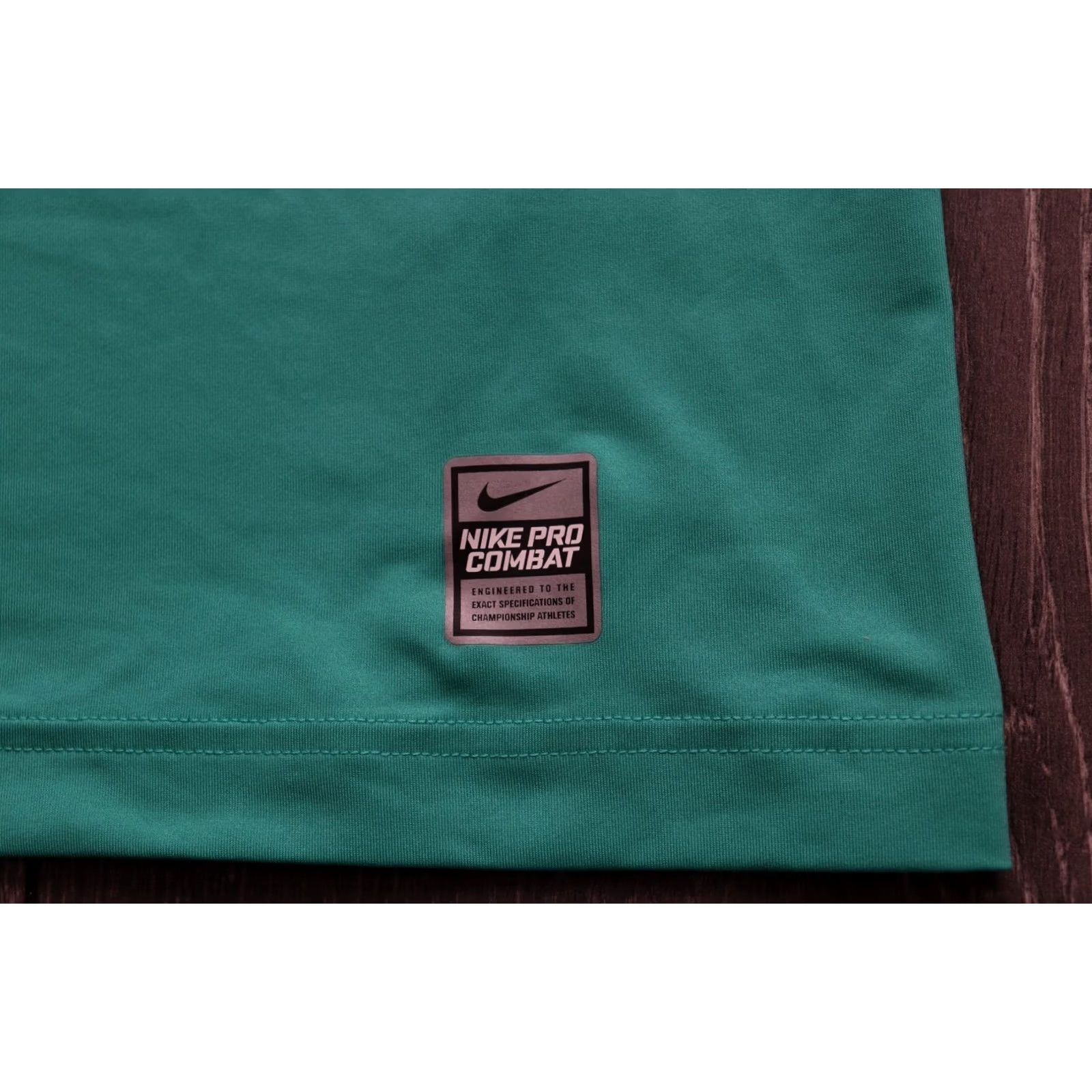 Nike Nike Pro Combat Mens Shirt Compression Jersey Trikot Camiseta Turquoise SZ Small Mens Shrt S Turquoise Jersey Pro Combat Mens Shirt Compression Nike Size US S / EU 44-46 / 1 - 4 Thumbnail