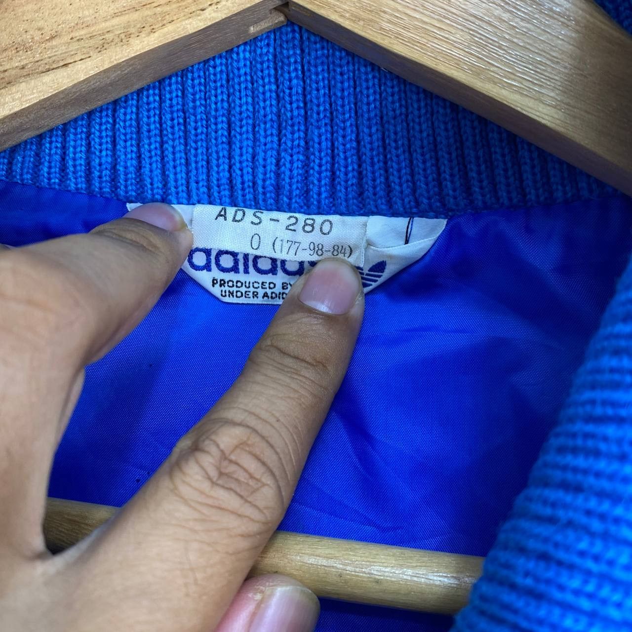 Adidas VINTAGE ADIDAS JAPAN NYLON BLUE STRIPED COLLAR HIDDEN HOOD Size US L / EU 52-54 / 3 - 2 Thumbnail