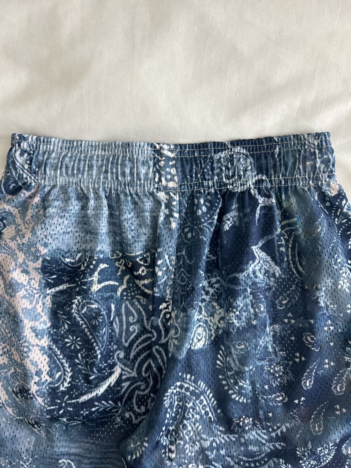 Eric Emanuel Eric Emanuel Basic Shorts EE Blue Paisley Medium Size US 31 - 4 Thumbnail