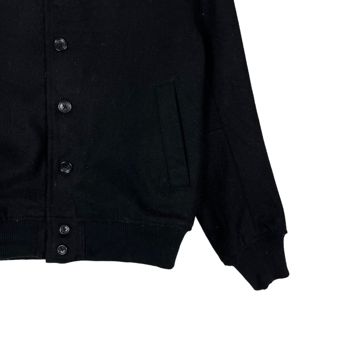 Japanese Brand 🔥 GU BOMBER BUTTON BOMBER JACKET Size US S / EU 44-46 / 1 - 5 Thumbnail