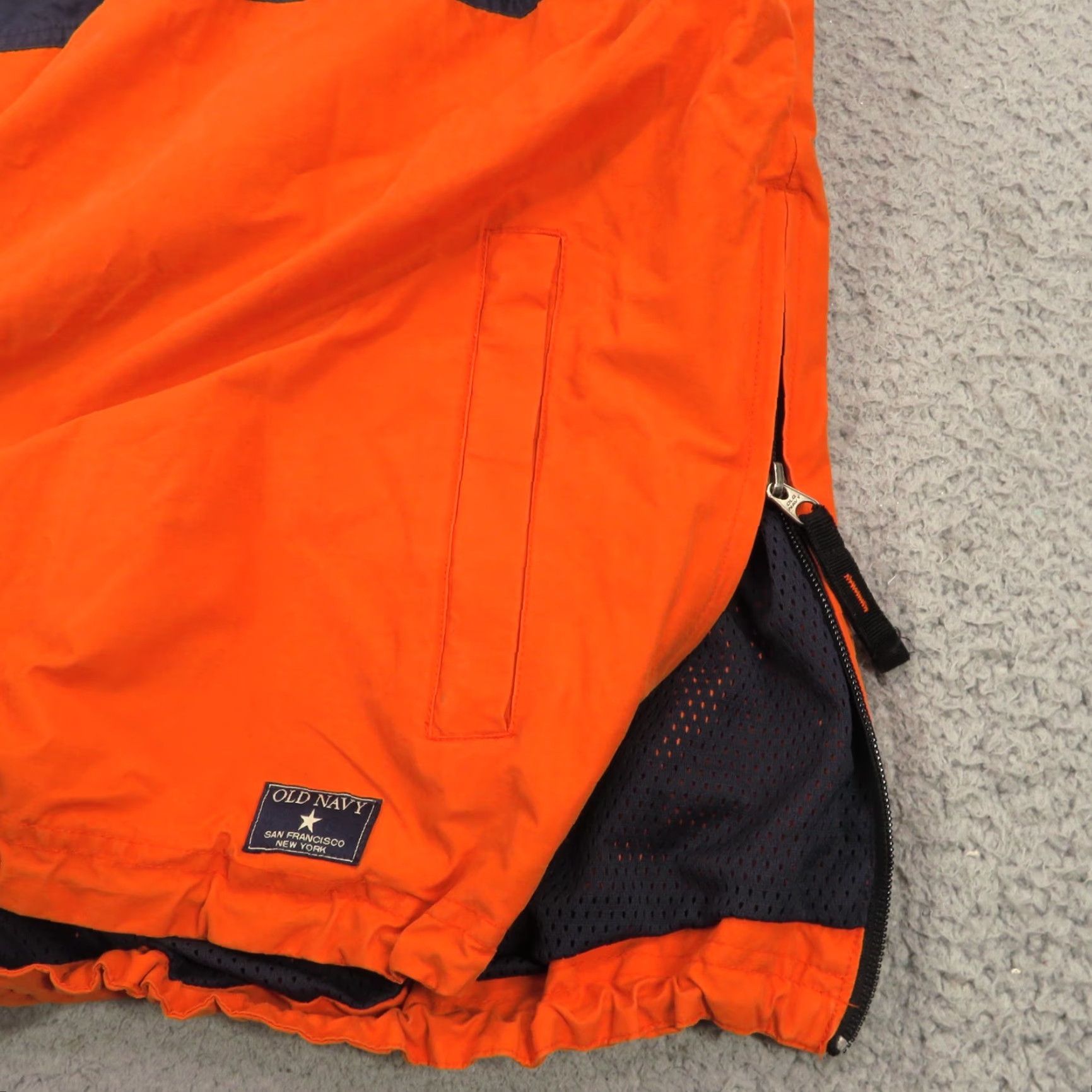 Old Navy VINTAGE Old Navy Jacket Mens 2XL Windbreaker Hooded Anorak Orange 90s Logo Zipper Pockets Soft Shell Nylon Wind-Resistant Size US XXL / EU 58 / 5 - 3 Thumbnail