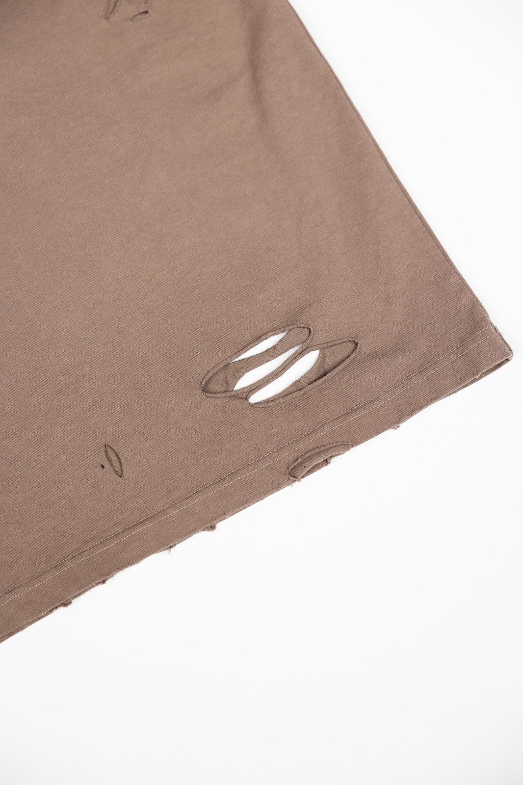 Balenciaga Balenciaga Distressed Tee Size US XS / EU 42 / 0 - 4 Thumbnail