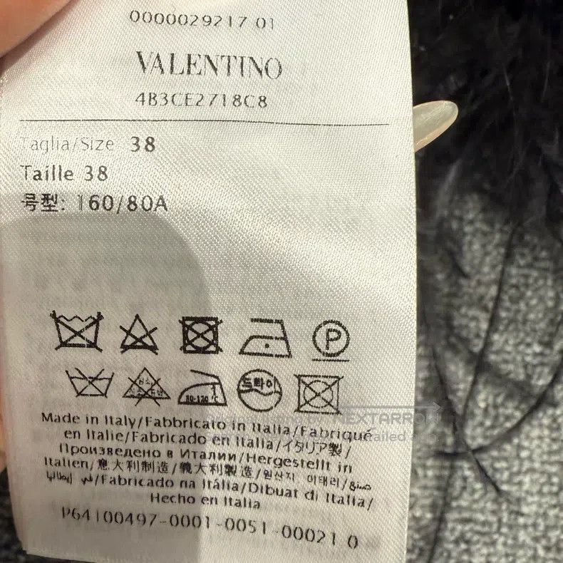Valentino Valentino Black small fragrant tweed ostrich fur rhineston Size XXS / US 00 / IT 34 - 6 Thumbnail