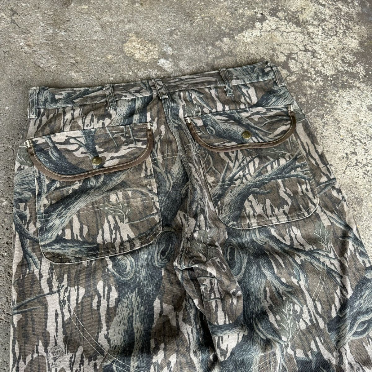 Carhartt × Mossy Oaks × Vintage RARE VINTAGE 1980s CARHARTT MOSSY OAKS TREE CAMO PANTS Size US 36 / EU 52 - 9 Thumbnail