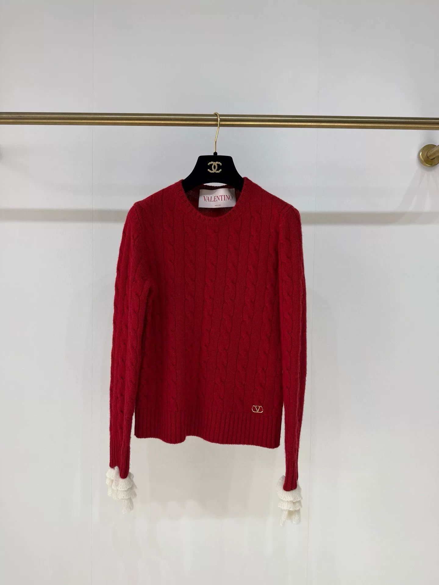 Valentino Valentino Red Cable Knit Cashmere Sweater Size US S / EU 44-46 / 1 - 1 Thumbnail