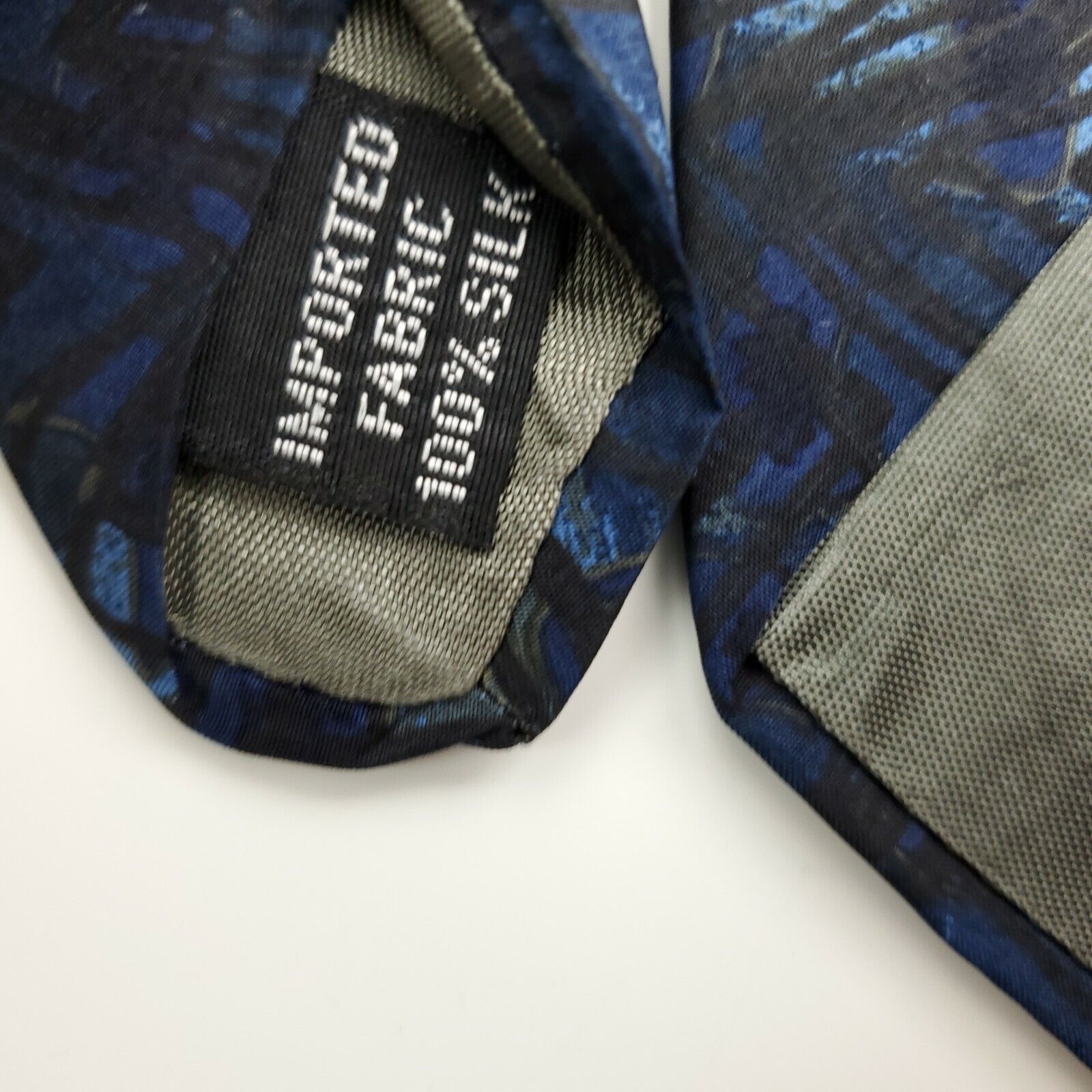 Vintage Geoffrey Beene Blue Abstract Silk Tie Short Size ONE SIZE - 4 Thumbnail