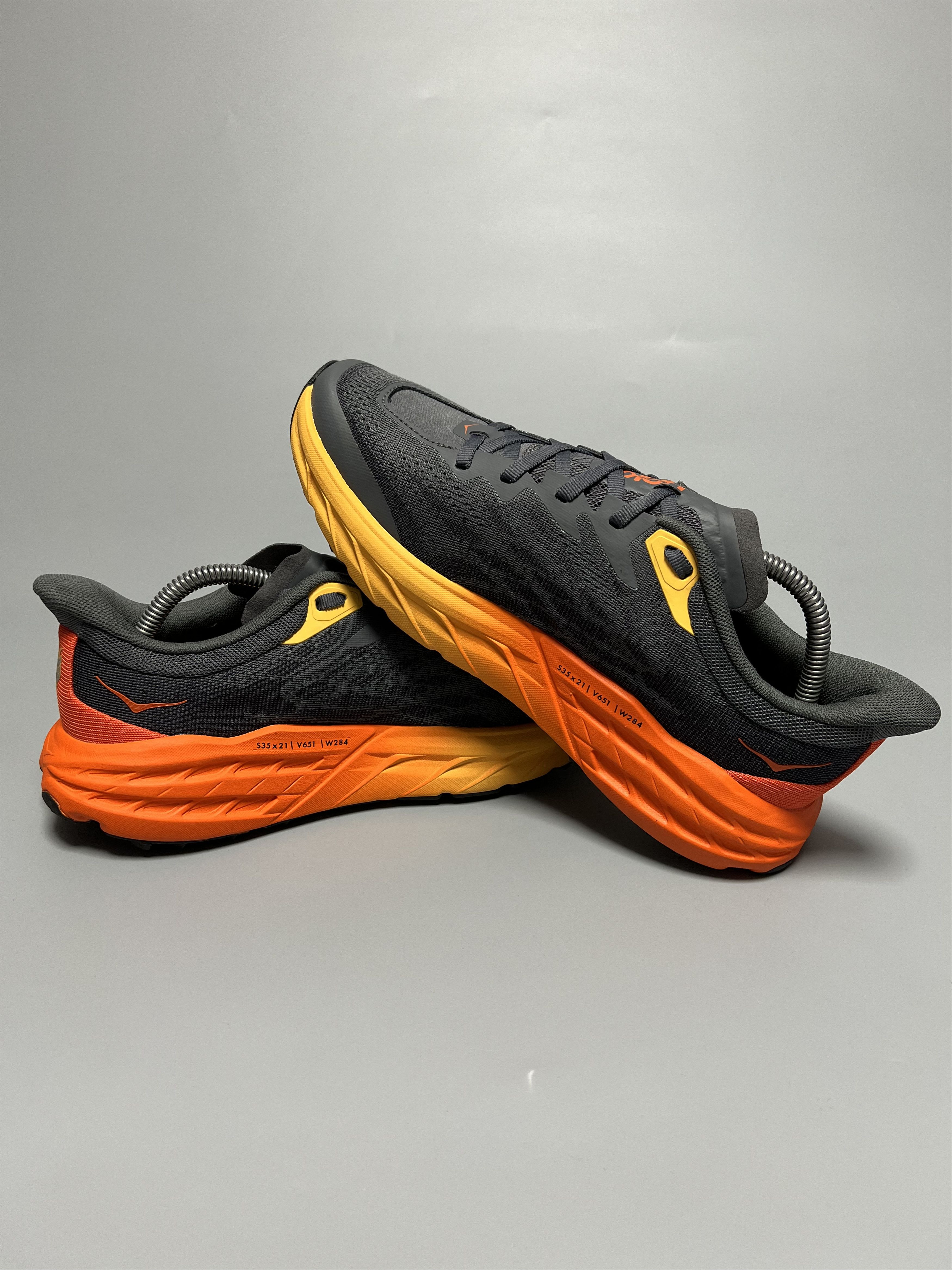 Hoka 8D Hoka One One Speedgoat 5 Trail Running Shoes Size US 8 / EU 41 - 5 Thumbnail