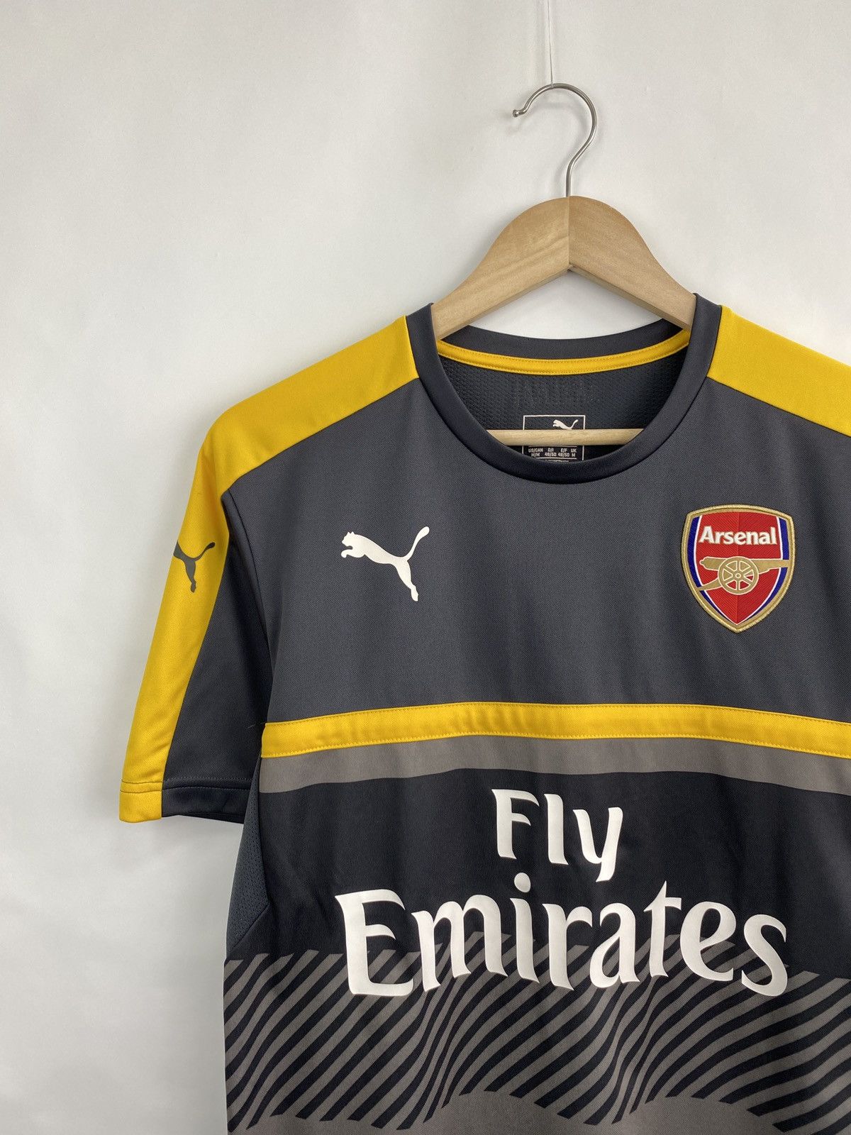 Puma Y2K Arsenal Puma Soccer Jersey Blokecore Rare Retro Hype Size US M / EU 48-50 / 2 - 2 Thumbnail