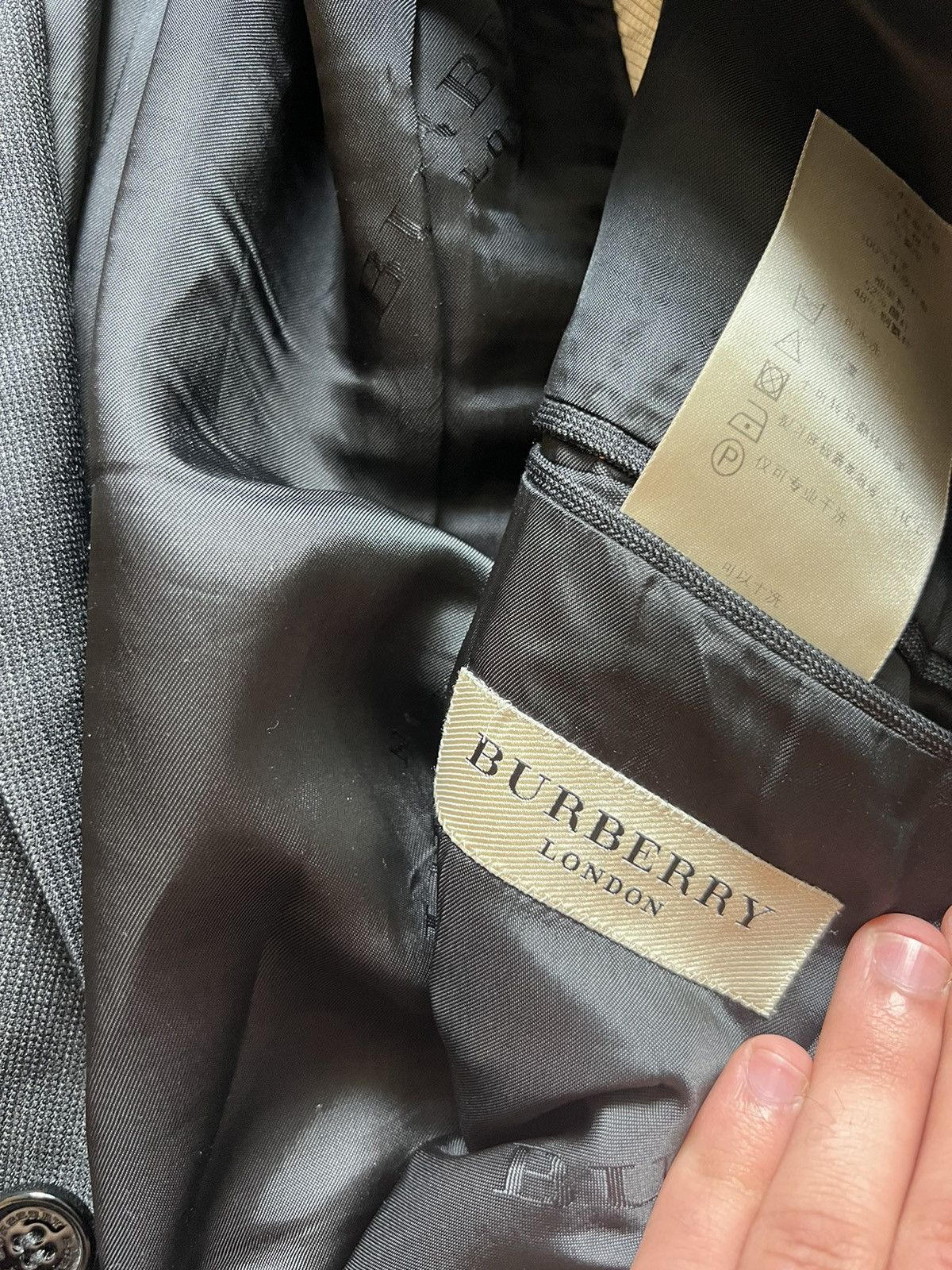 Burberry Burberry London vintage blazer made in Italy luxury Size 52R - 10 Thumbnail