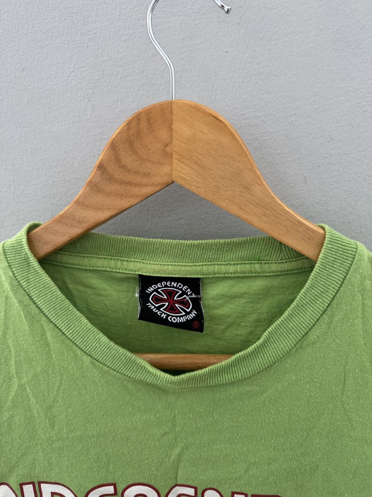 Independent Truck Co. Independent skateboarding vintage tee t shirt Size US S / EU 44-46 / 1 - 3 Thumbnail