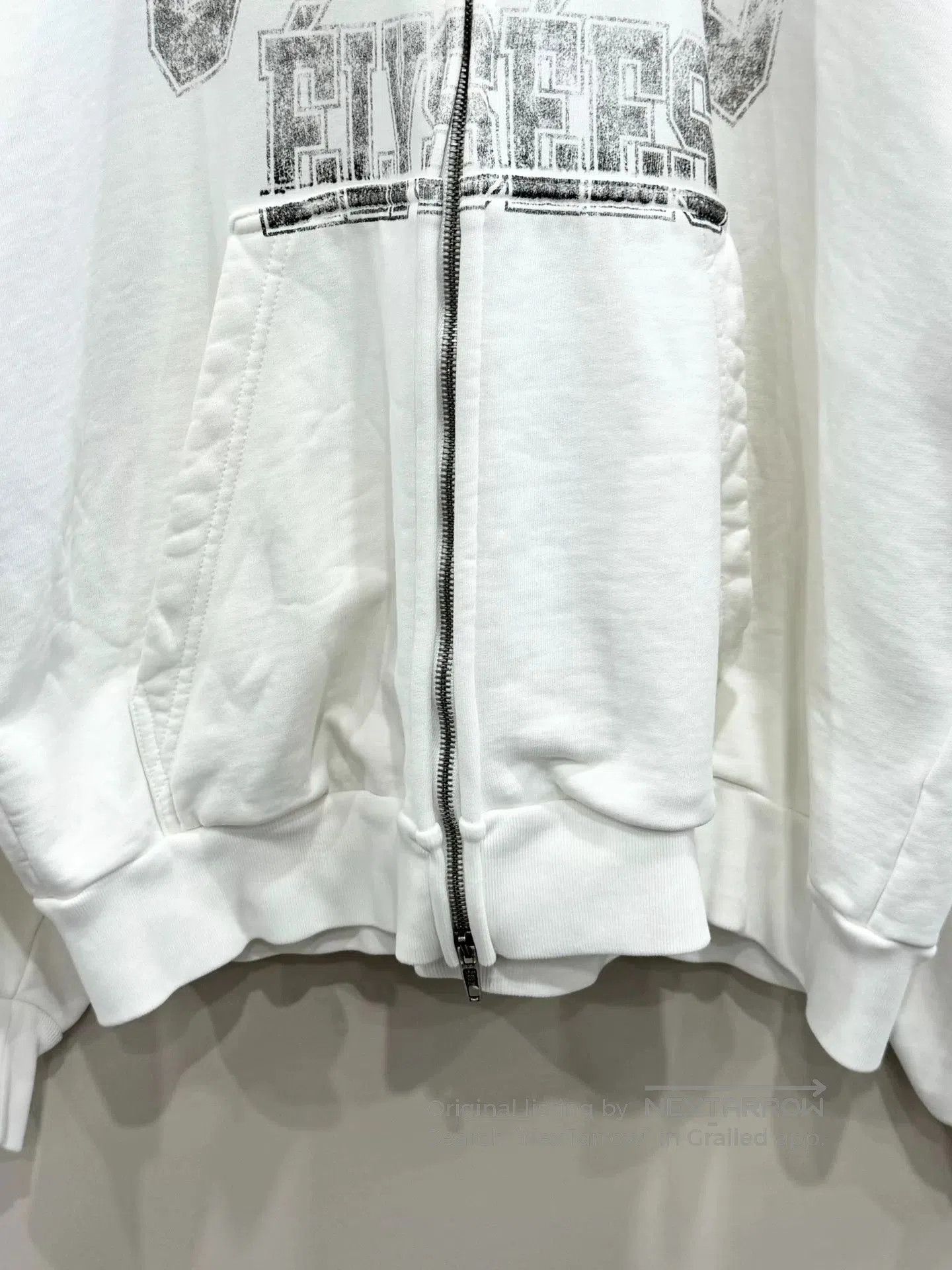 Balenciaga balenciaga logo zip. Size US M / EU 48-50 / 2 - 4 Thumbnail