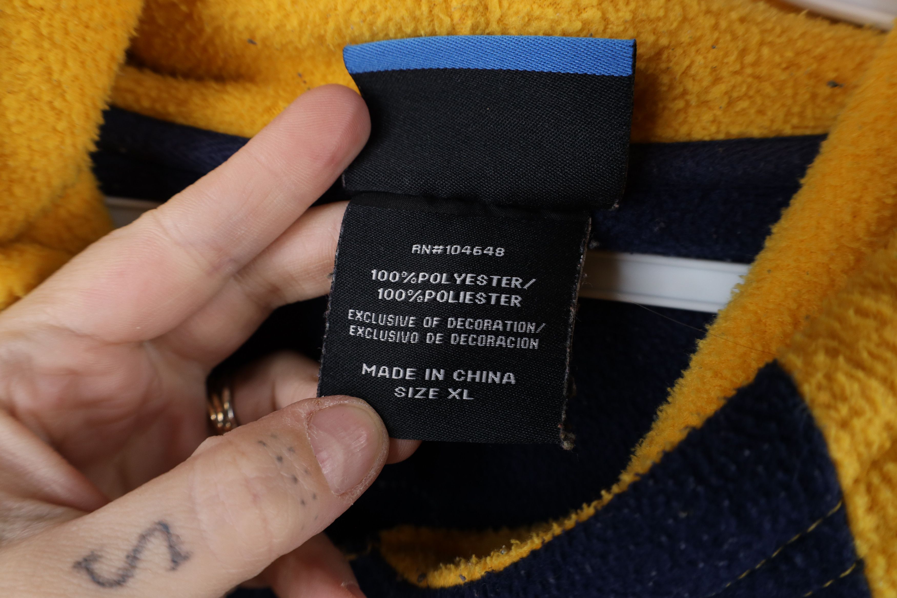 Vintage Vintage University of Michigan Fleece Hoodie Sweatshirt Size US XL / EU 56 / 4 - 6 Thumbnail