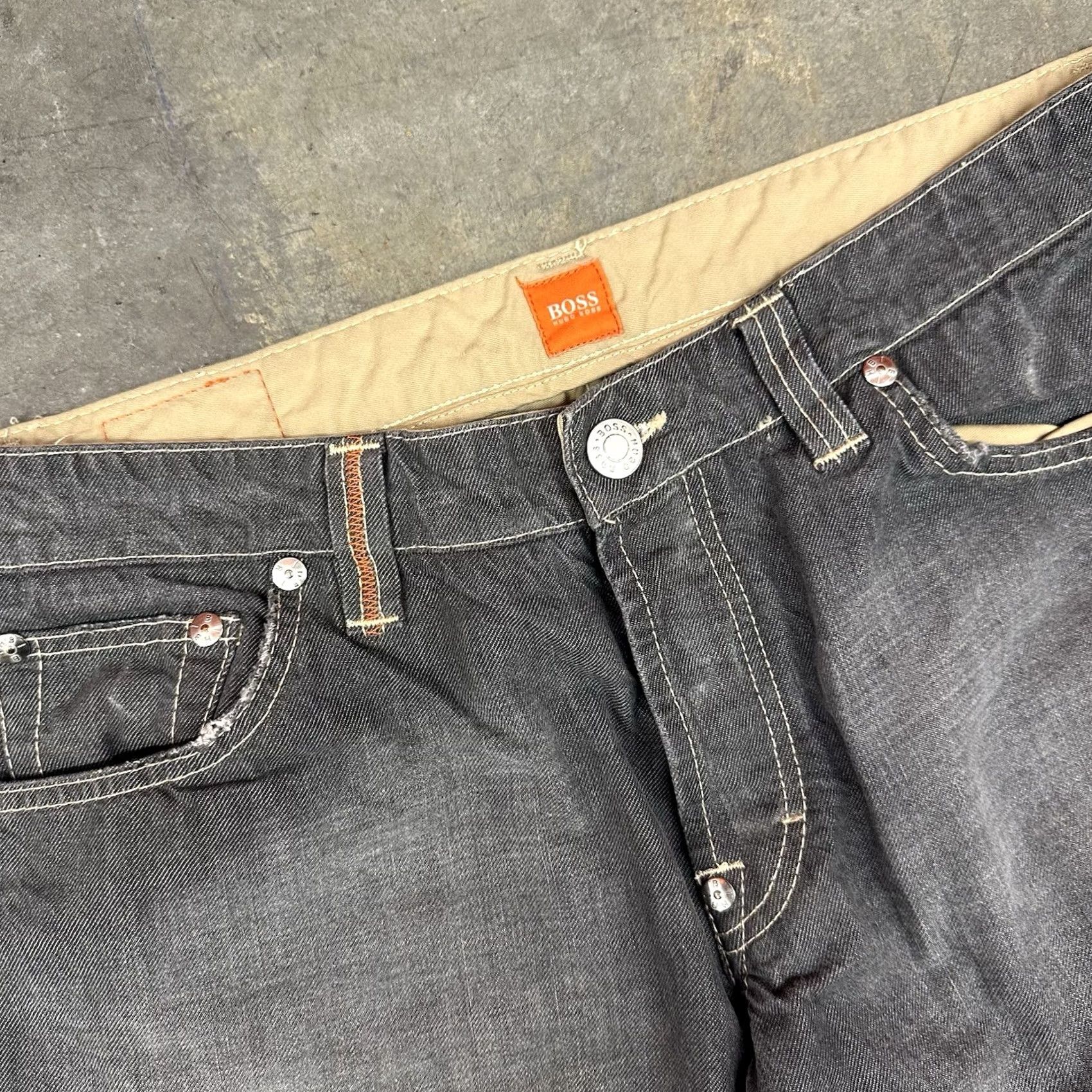 Hugo Boss Hugo Boss Jeans Men's 38 W 32 L Straight Leg Button Fly Denim Gray Grunge Size US 38 / EU 54 - 3 Thumbnail