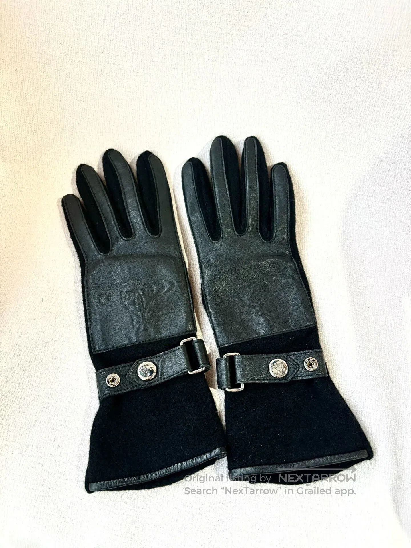 Vivienne Westwood Vivienne Westwood Black Gloves. Size ONE SIZE - 2 Thumbnail