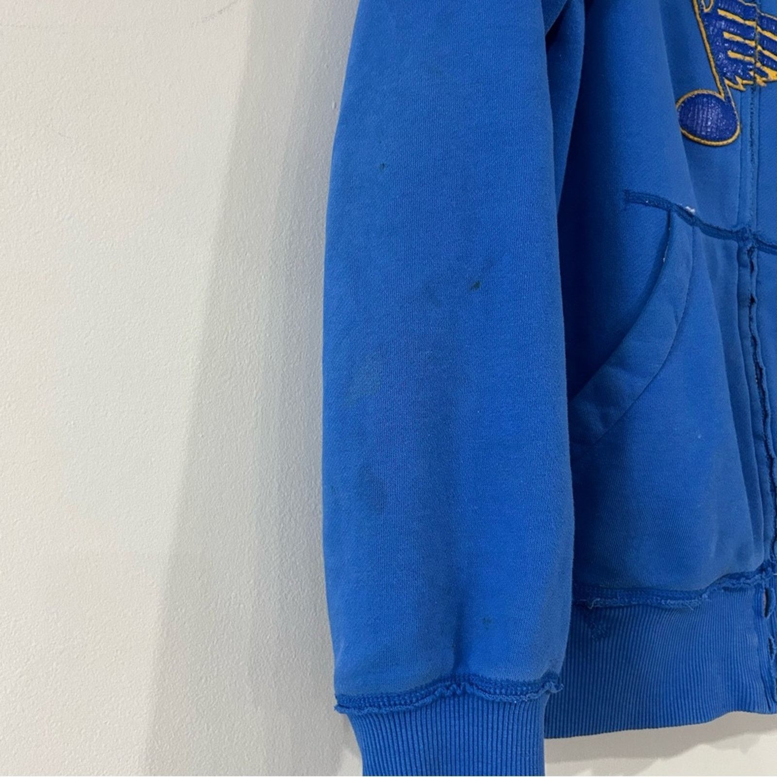 Ccm St. Louis Blues Hockey Hoodie Size US M / EU 48-50 / 2 - 5 Thumbnail