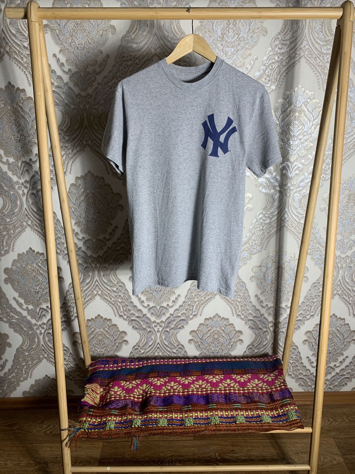 Majestic VINTAGE MAJESTIC NEW YORK YANKEES MLB RETRO T-SHIRT Y2K 90s Size US M / EU 48-50 / 2 - 1 Thumbnail
