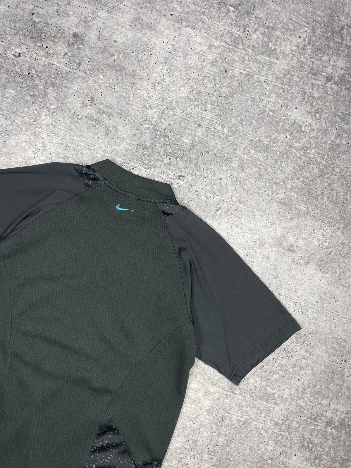 Nike × Vintage Vintage Nike Air LTD Y2K Style Big Logo Central Swoosh Tee Size US S / EU 44-46 / 1 - 16 Thumbnail