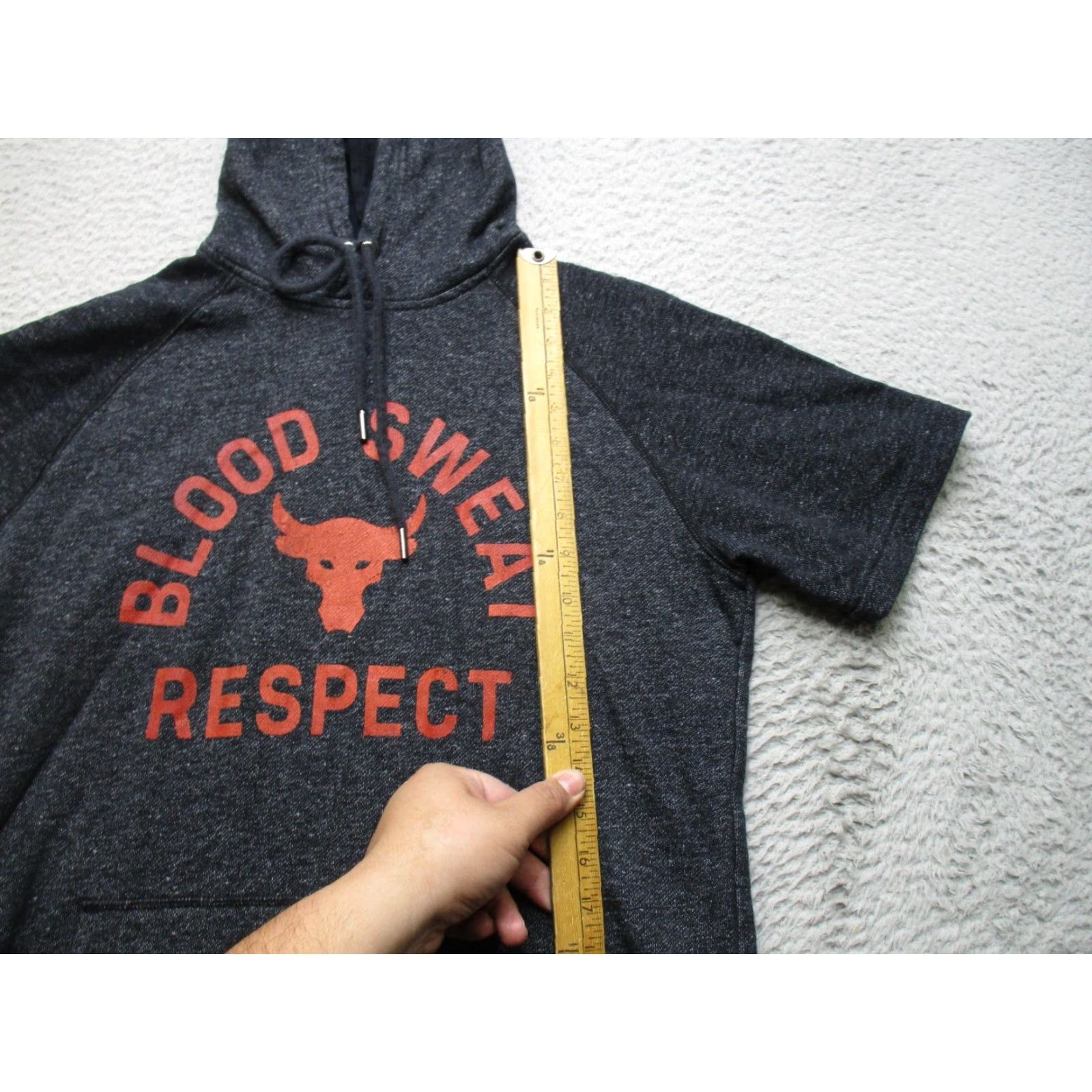 Under Armour Under Armour Project Rock Hoodie Mens M Short Sleeve Blood Sweat Respect Graphic Print Charcoal Gray Size US M / EU 48-50 / 2 - 3 Thumbnail