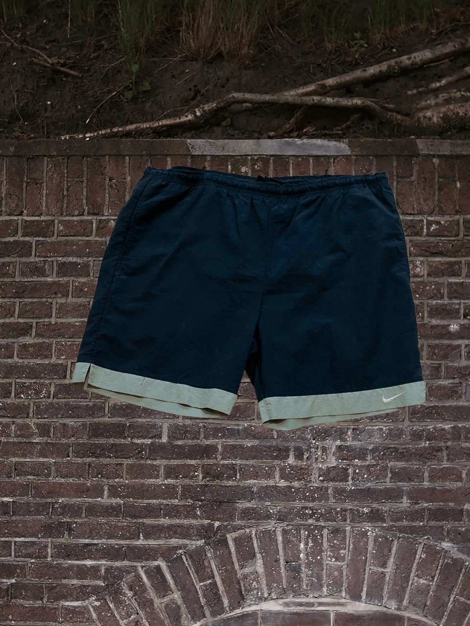 Nike Y2K shorts Nike logo Vintage Size US 36 / EU 52 - 1 Thumbnail
