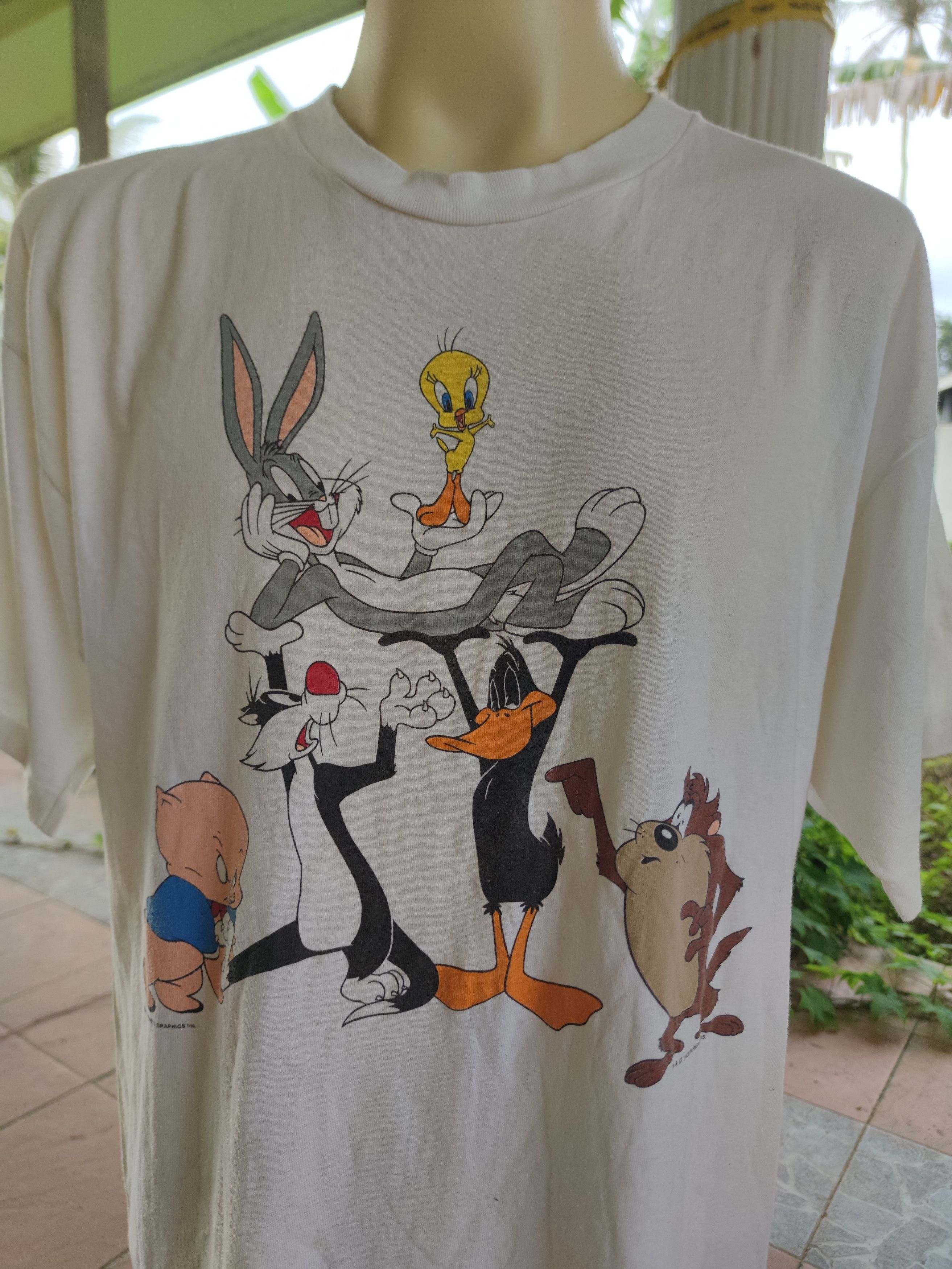 Warner Bros Vintage 1993 Warner Bros T Shirt Made in USA Size US L / EU 52-54 / 3 - 5 Thumbnail