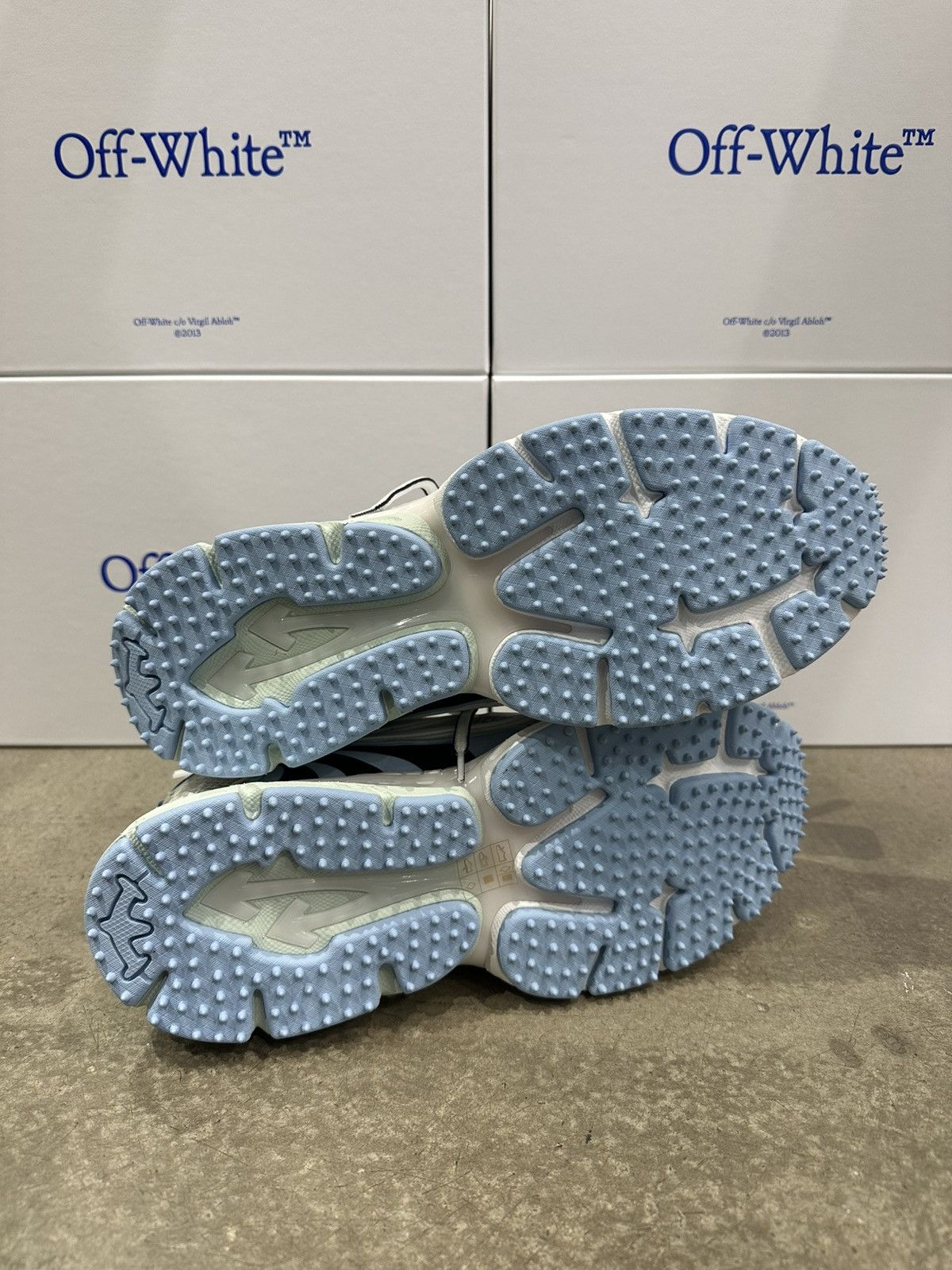 Off-White OFF-WHITE - Be Right Back Sneakers White Light Blue Size US 7 / EU 40 - 5 Thumbnail