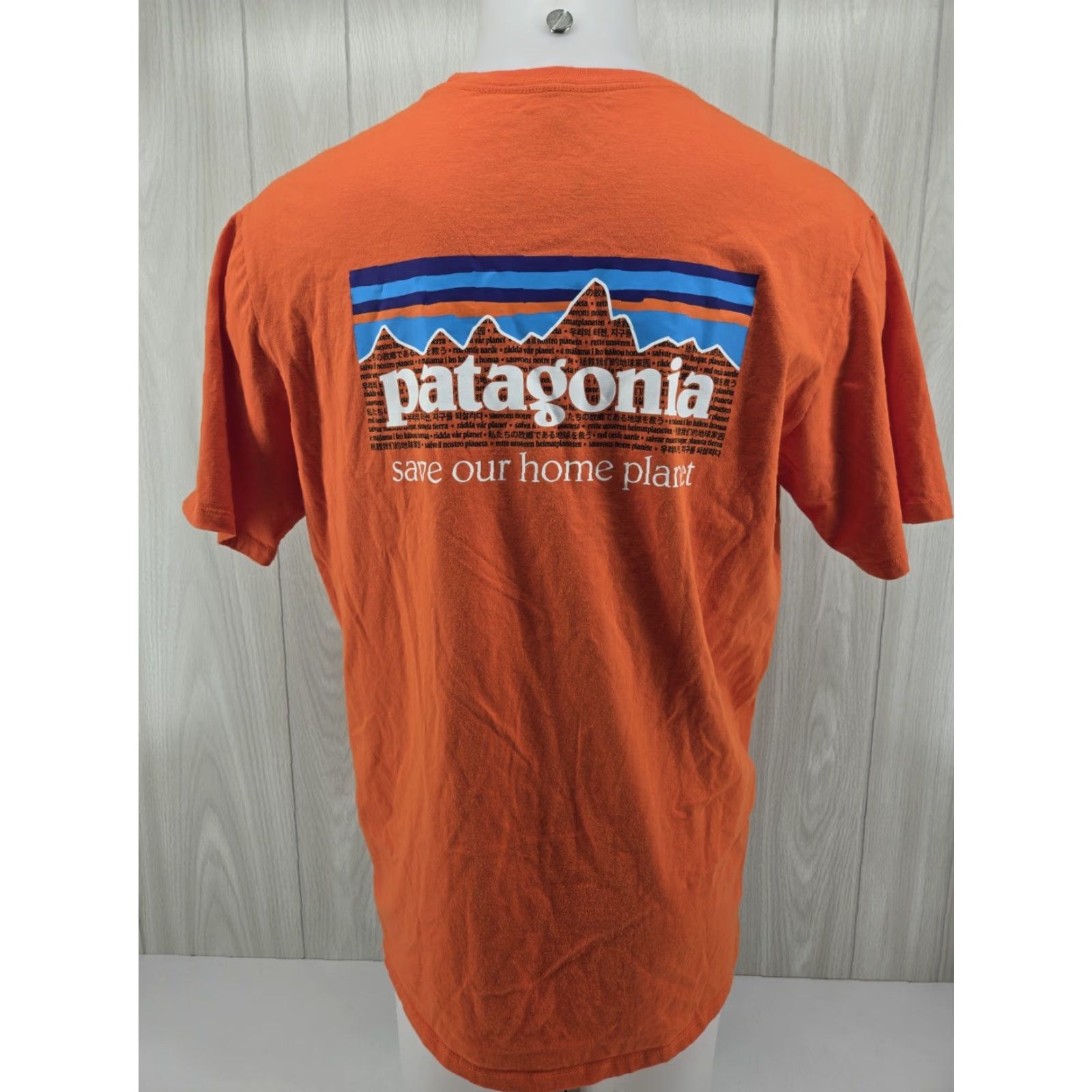 Patagonia Patagonia Logo T-Shirt Men’s Large Orange Organic Cotton Short Sleeve Crew Neck Size US L / EU 52-54 / 3 - 2 Thumbnail