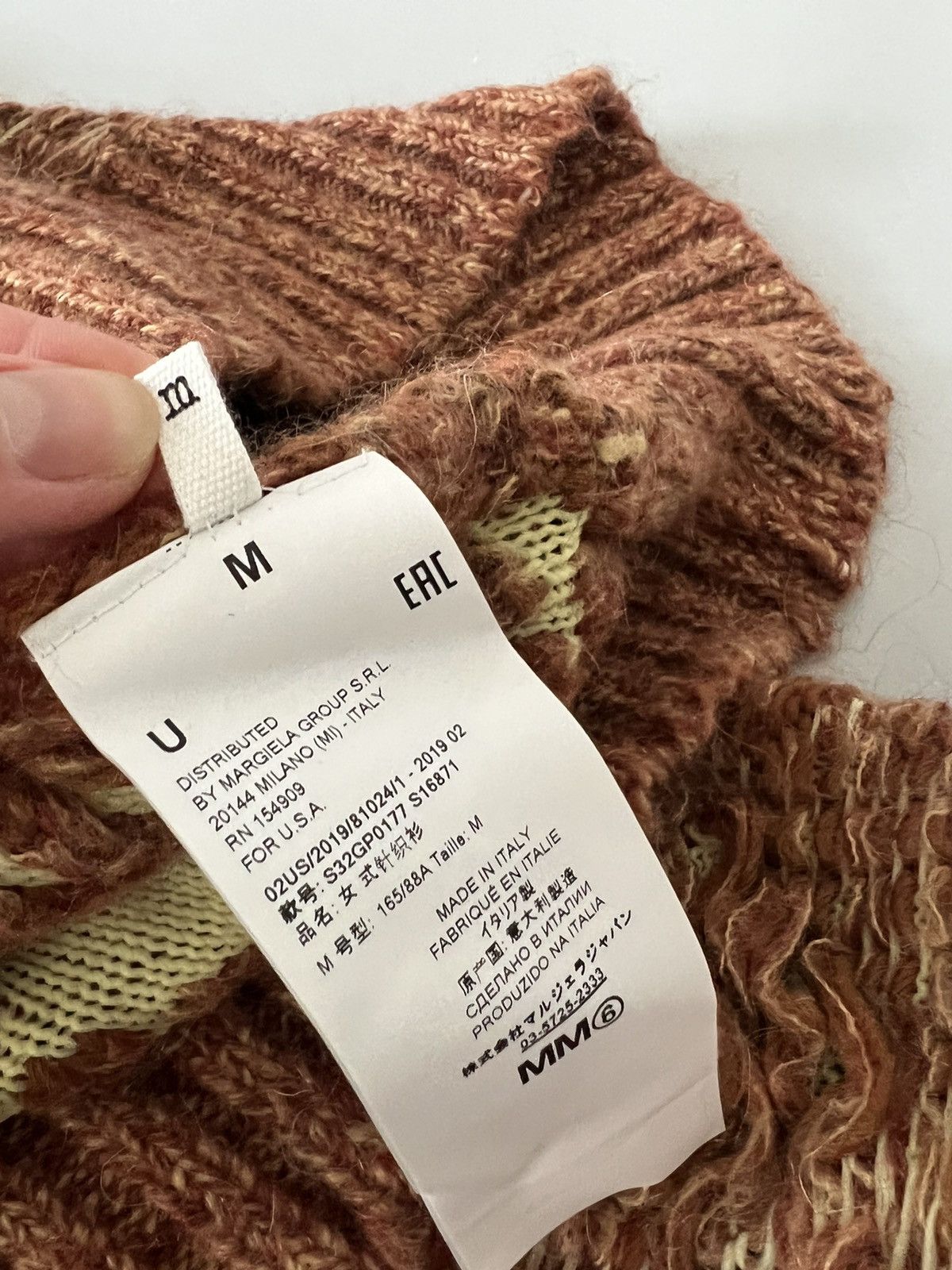 Maison Margiela Maison Margiela MM6 Distressed Sweater Size US M / EU 48-50 / 2 - 5 Thumbnail