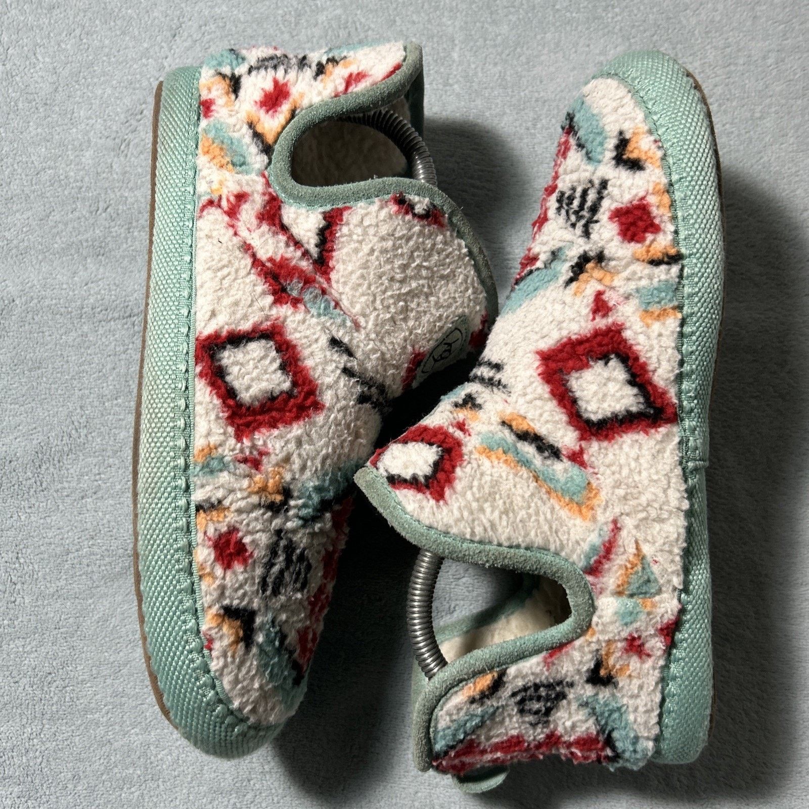 Ariat ARIAT Indian Aztec Women’s Small 6.5-7 Bootie Slipper Sherpa Size US 8 / IT 38 - 3 Thumbnail