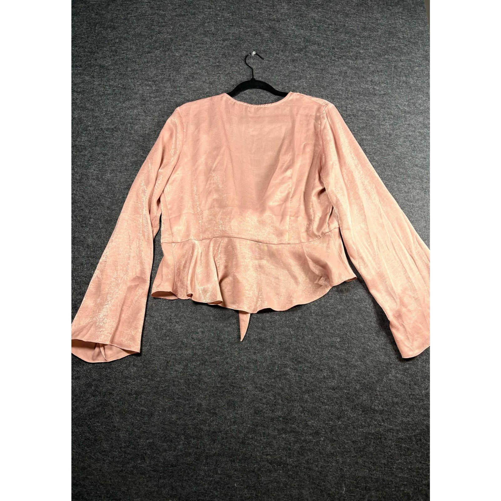 Missguided Missguided Pink Satin Tie Front Blouse Peplum Long Sleeve Size L / US 10 / IT 46 - 1 Thumbnail