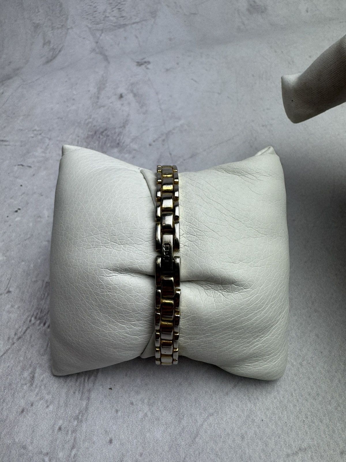 Japanese Brand × Vintage Q&Q Futuristic Japanese Style Watch Size ONE SIZE - 3 Thumbnail