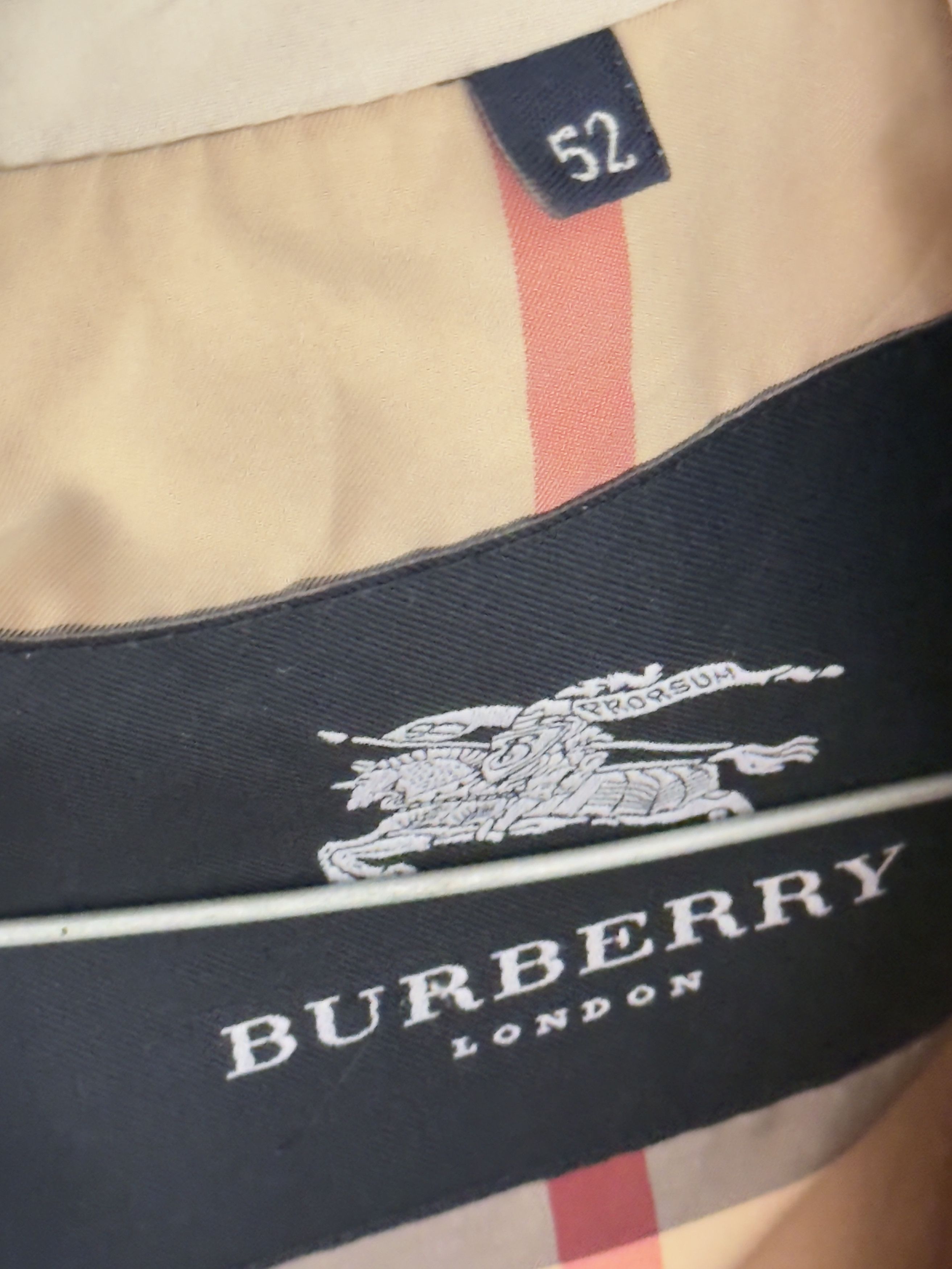 Burberry 🔥 Burberry trench coat novacheck quarter lining size L Size US L / EU 52-54 / 3 - 15 Thumbnail