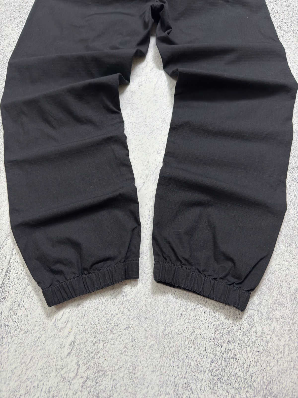 Carhartt Vintage Carhartt Marshall Jogger Black Pants Size US 34 / EU 50 - 2 Thumbnail