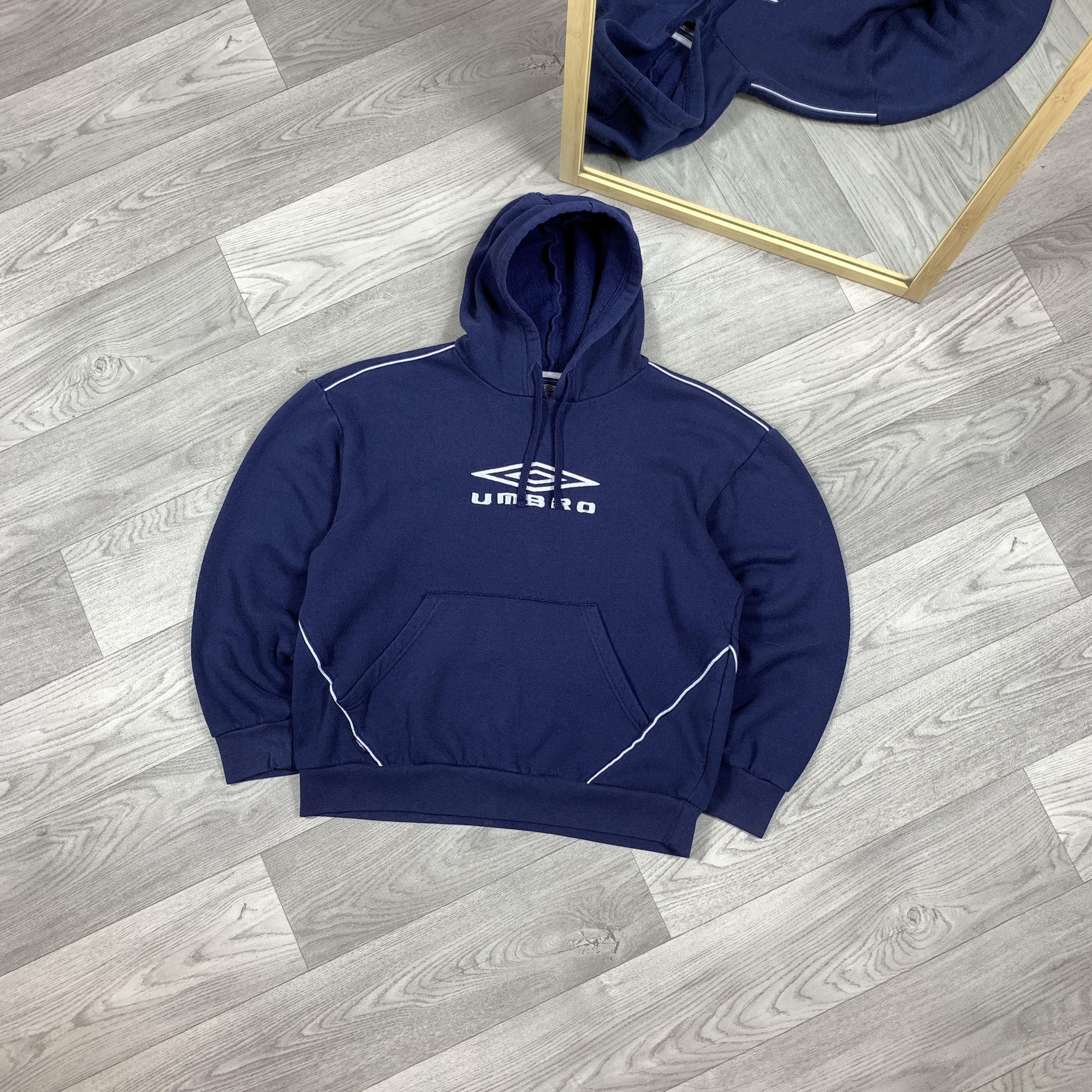 Umbro Vintage Umbro Baggy Embroidered Blue Women's Hoodie Sweat Size S / US 4 / IT 40 - 1 Thumbnail
