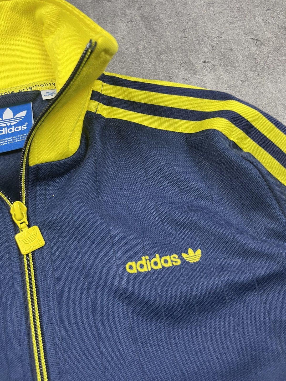 Adidas × Japanese Brand × Vintage Adidas 3 stripes zip hoodie track suit top retro vintage 00s Size US S / EU 44-46 / 1 - 5 Thumbnail