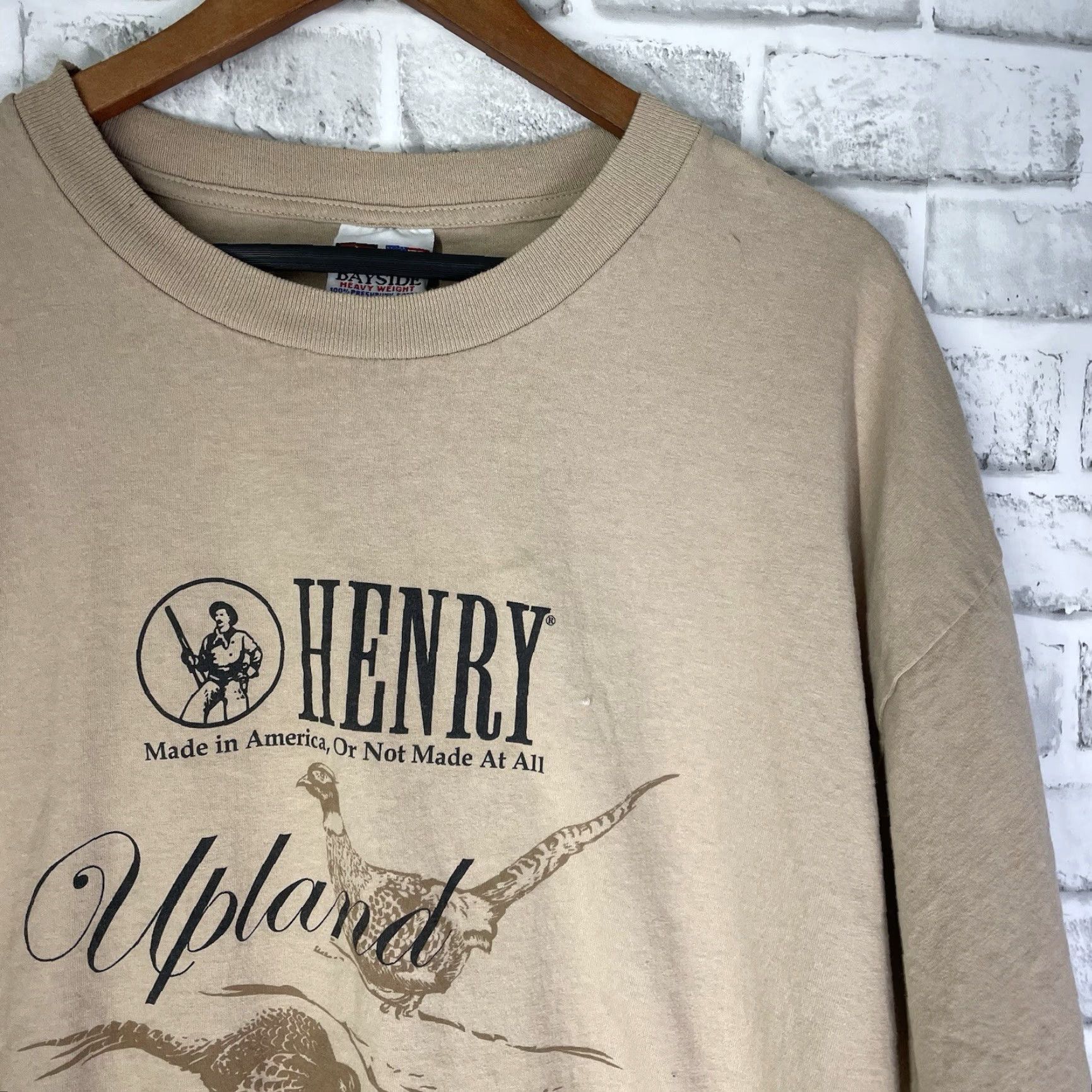 Vintage VINTAGE Bayside T-Shirt Mens 2XL Brown USA Henry Repeating Arma Graphic Tee Size US XXL / EU 58 / 5 - 2 Thumbnail