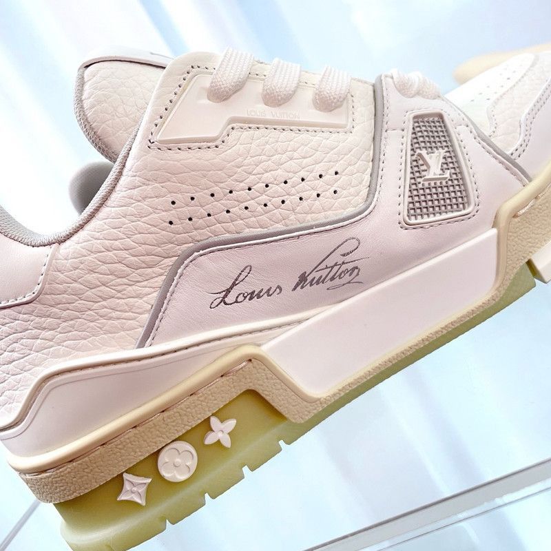 Louis Vuitton Louis Vuitton White Trainer Low-top Fashion Sneakers -2508 Size US 5.5 / EU 38 - 4 Thumbnail