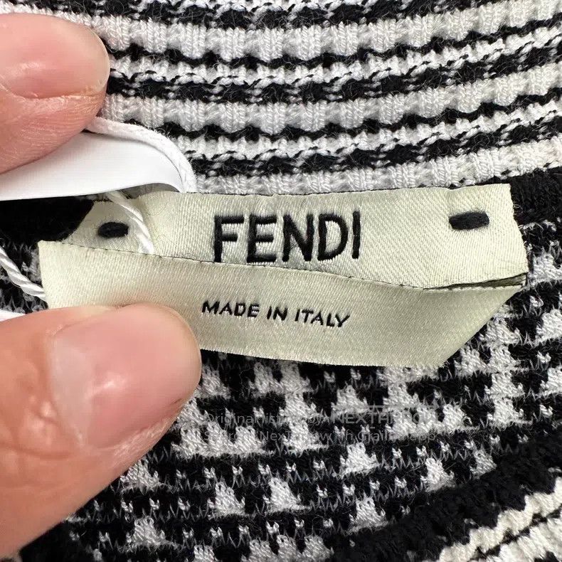 Fendi Fendi Classic double F embossed logo black and white knit Size XS / US 0-2 / IT 36-38 - 4 Thumbnail