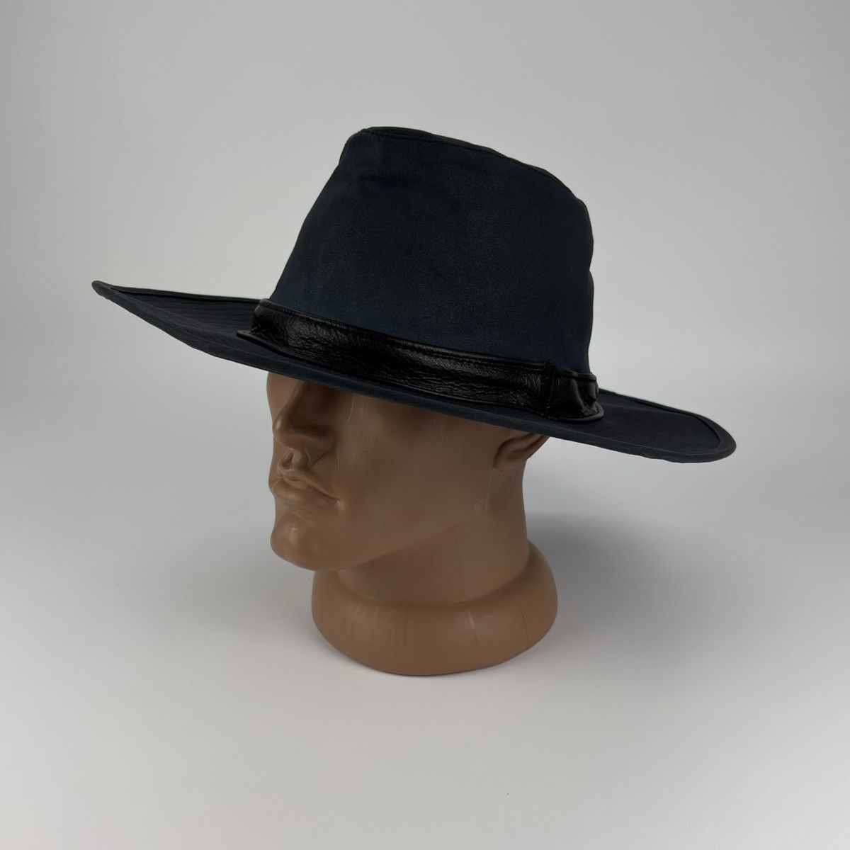 Barbour Vintage Barbour Waxed Bucket Cap Hat Size ONE SIZE - 1 Thumbnail