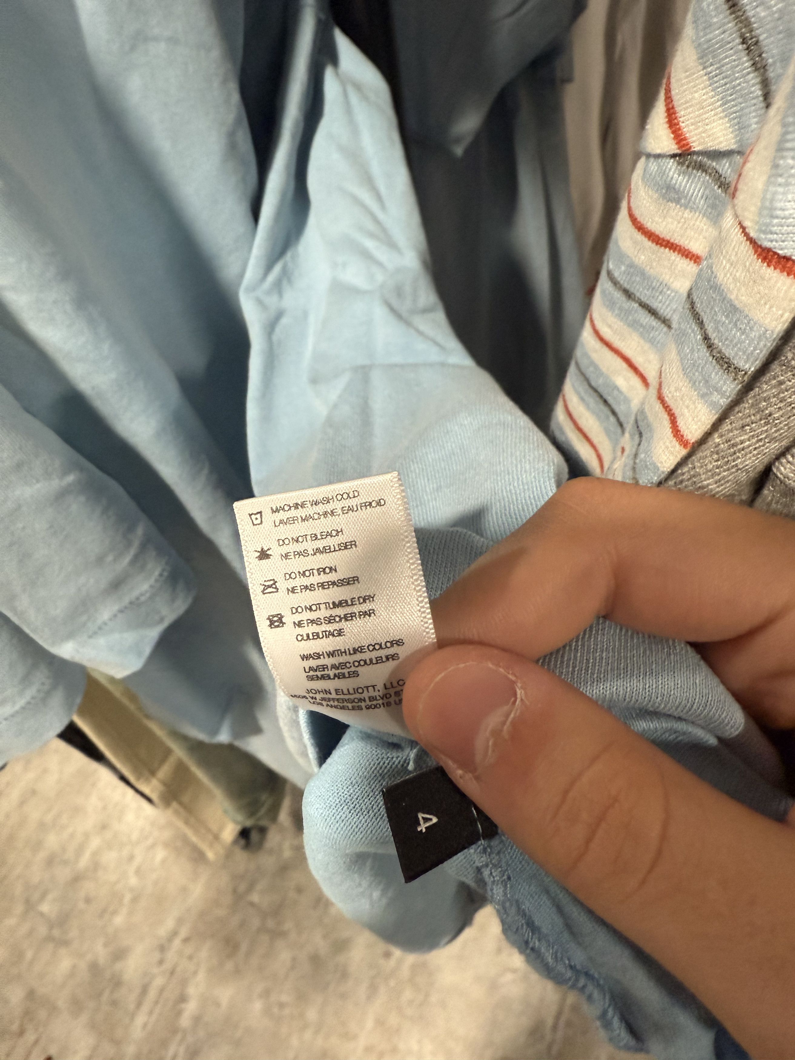 John Elliott John Elliot light blue pocket t-shirt Size US XL / EU 56 / 4 - 4 Thumbnail