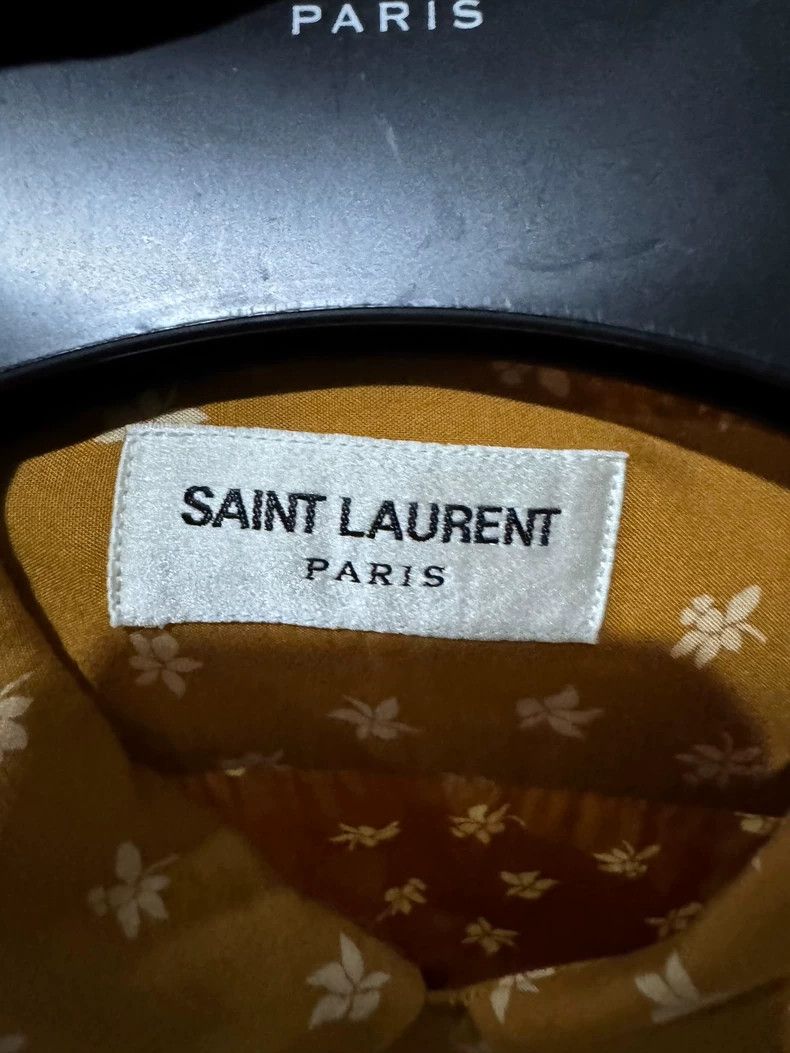 Saint Laurent Paris Saint Laurent Paris size 40 Flower short-sleeved shirt Size L / US 10 / IT 46 - 2 Thumbnail