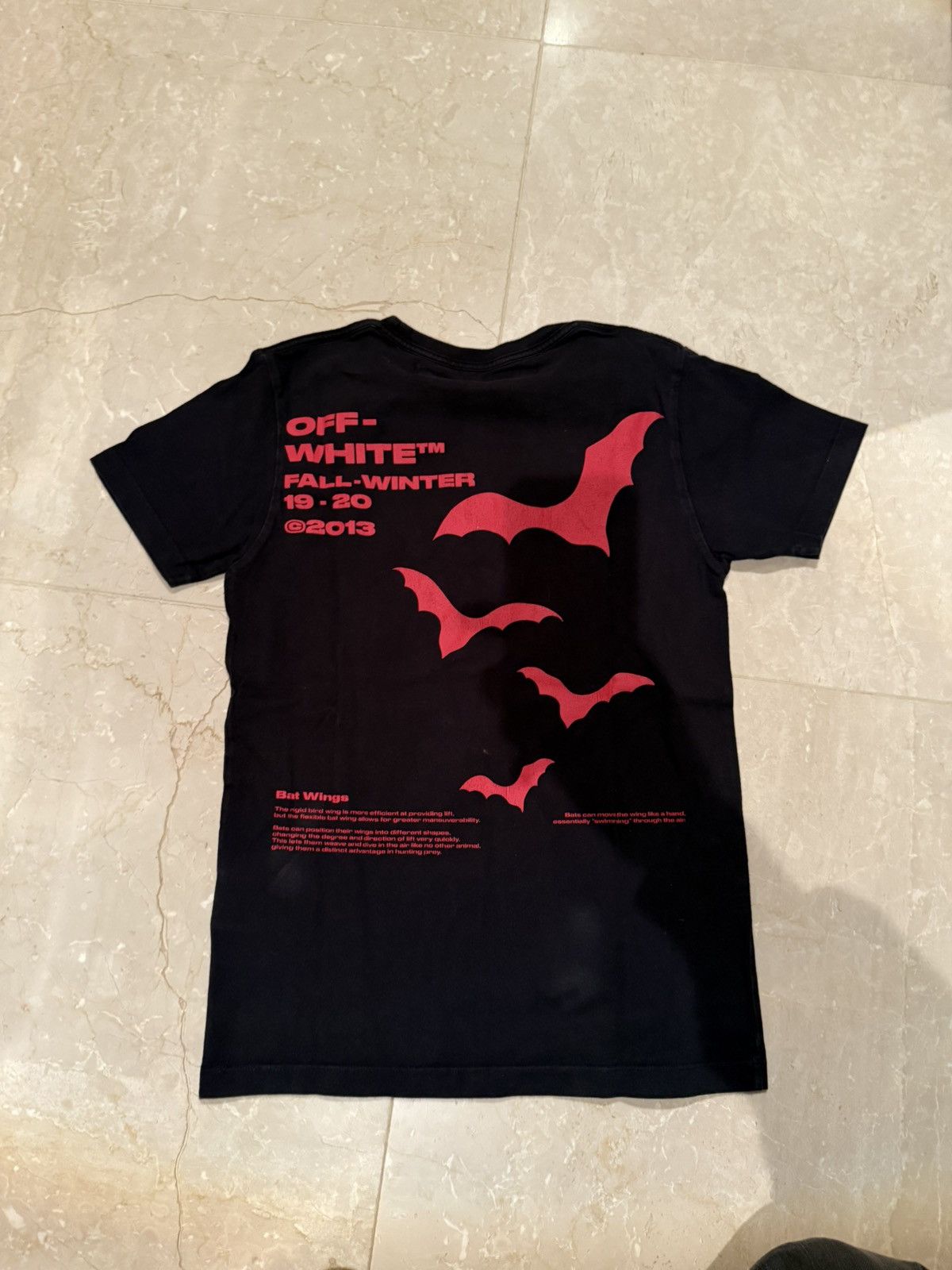 Off-White Off-white fall winter 19 - 20 bat Tshirt Size US XXS / EU 40 - 2 Thumbnail