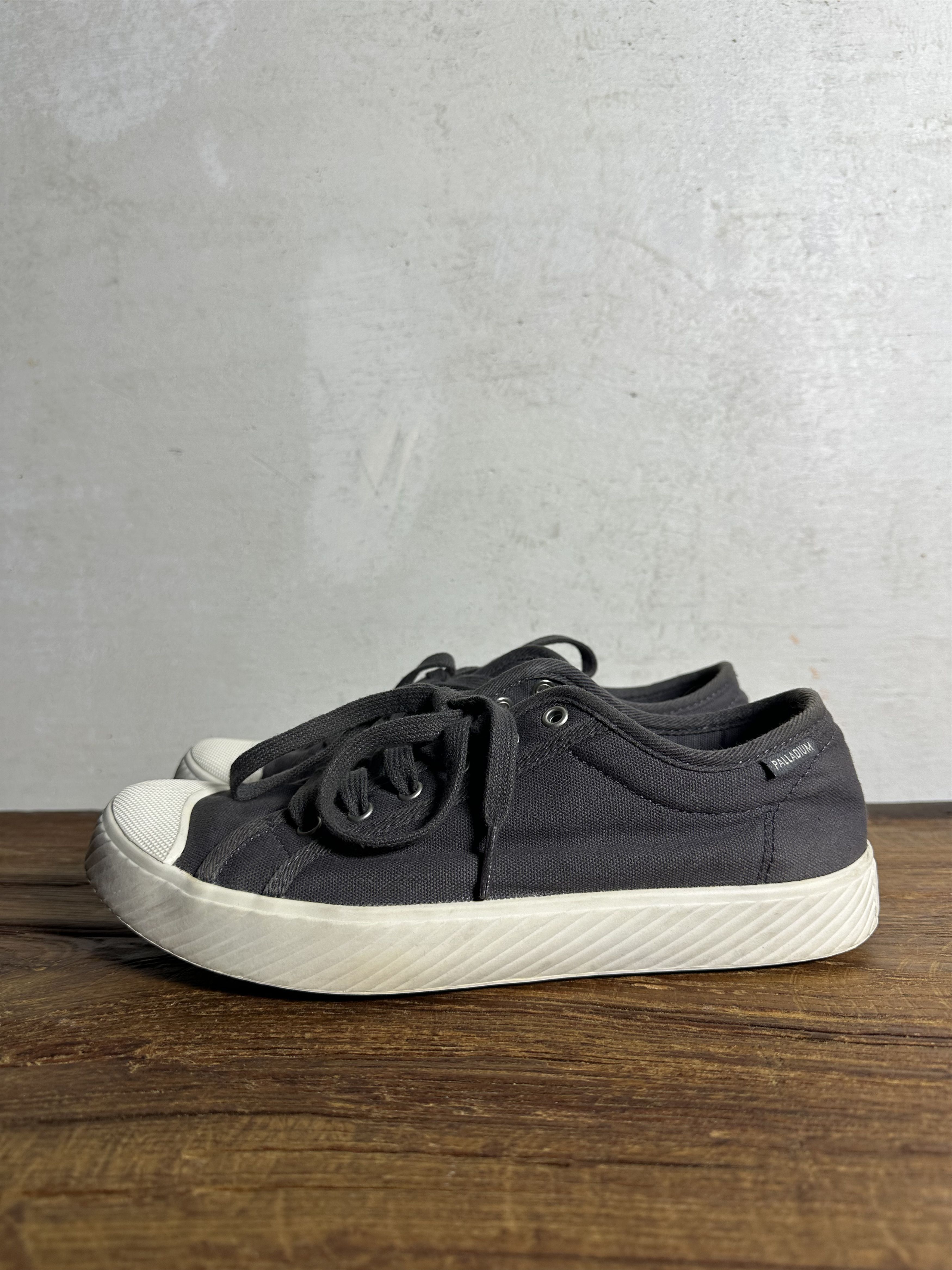 Palladium PALLAPHOENIX OG CANVAS ASPHALT SNEAKERS Size US 6.5 / EU 39-40 - 1 Thumbnail