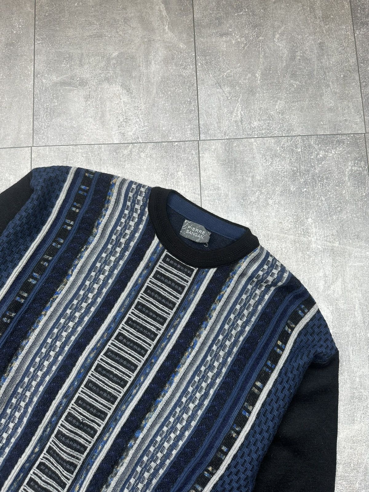 Vintage Vintage Wool Sweater Googi Style Size US L / EU 52-54 / 3 - 5 Thumbnail