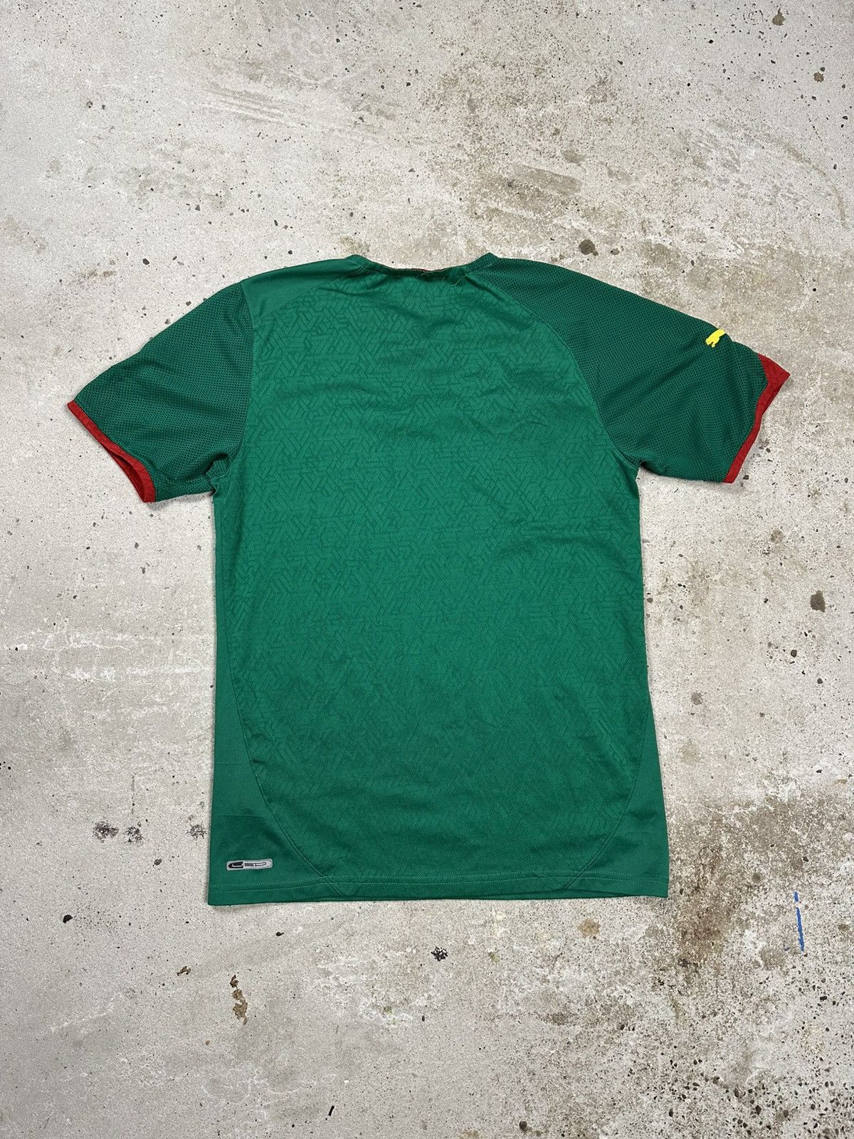Puma × Vintage Puma x Cameroon 2010/2011 Home Jersey T Shirt Soccer Size US S / EU 44-46 / 1 - 2 Thumbnail