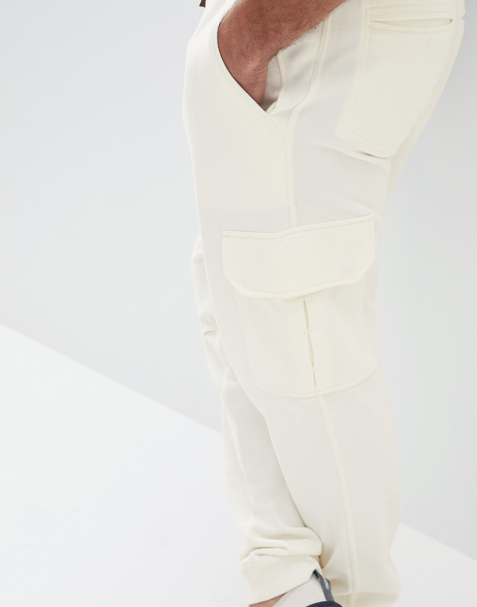 Brunello Cucinelli o1w1db10924 Pant in White Size US 32 / EU 48 - 3 Thumbnail