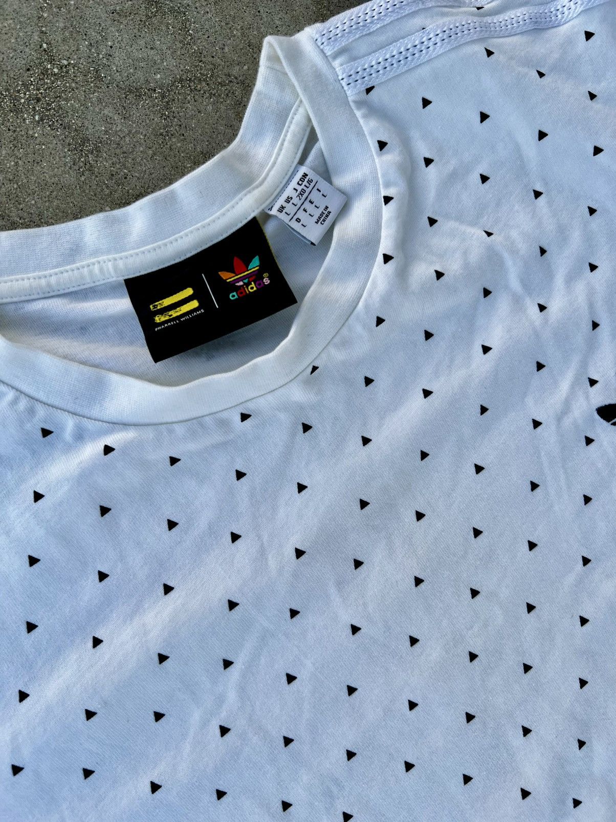 Adidas × Japanese Brand × Pharrell adidas Originals x Pharrell Williams “Human Race” T-Shirt Size US L / EU 52-54 / 3 - 3 Thumbnail